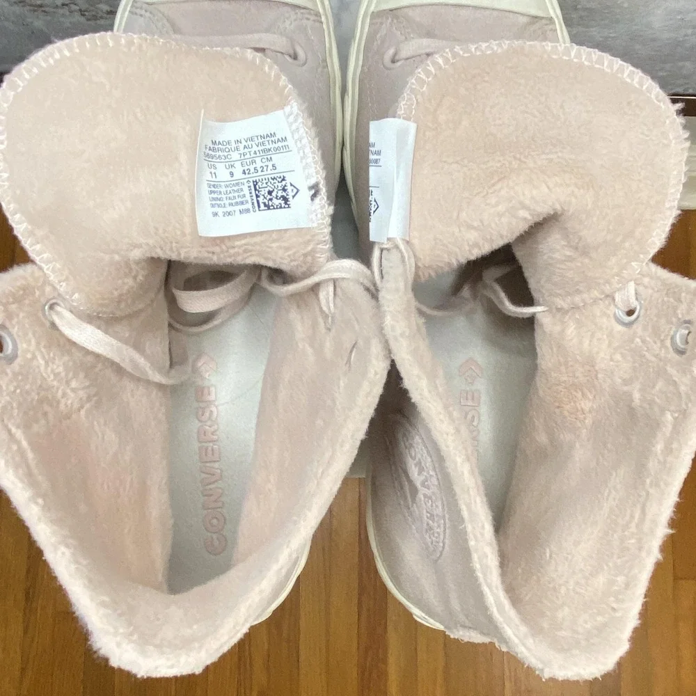 Converse Chuck Taylor All Star 2 Shoes Womens Size 11 Beige Sneakers 569563C - Picture 8 of 11